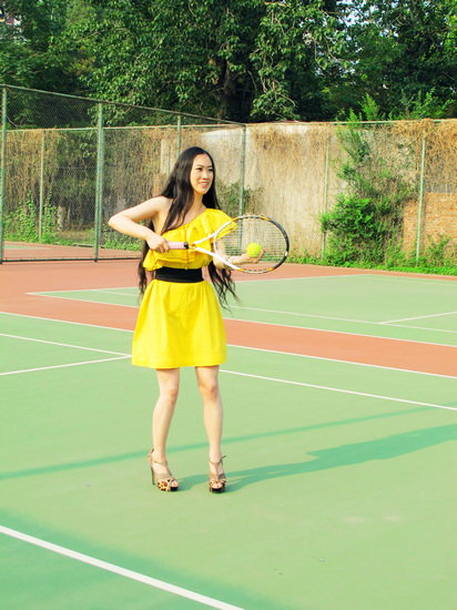 为什么打网球穿裙子