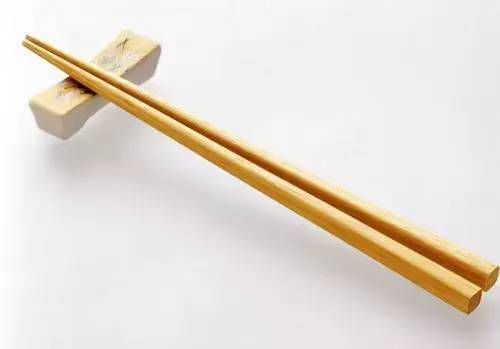 日本筷子与中国筷子